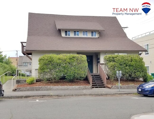 MOVE IN READY! 2 bed 1 bath downtown Olympia! - MOVE IN READY! 2 bed 1 bath downtown Olympia! Casa