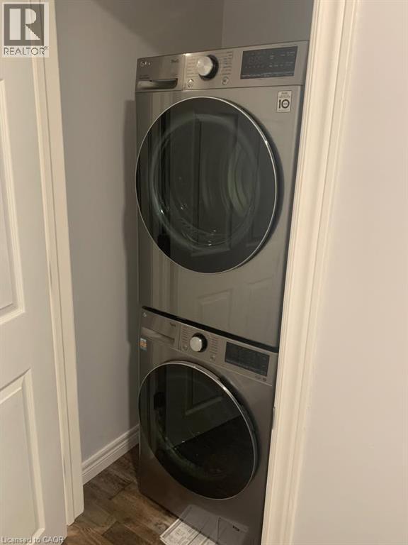 Photo - 17 Mayflower Ave