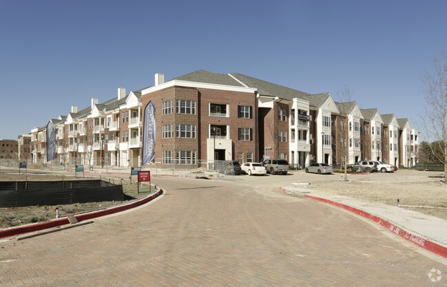 Building Photo - McKinney Village