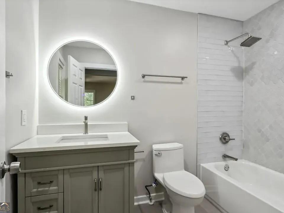 Photo - 1295 McClure Ave NW