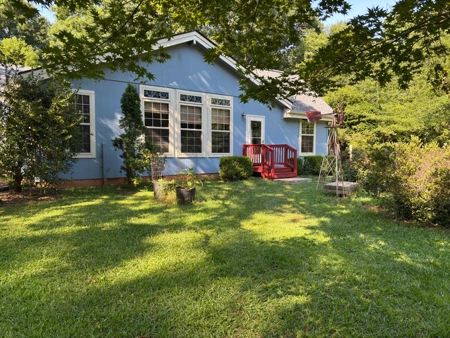 Photo - 826 Jones Mill Rd