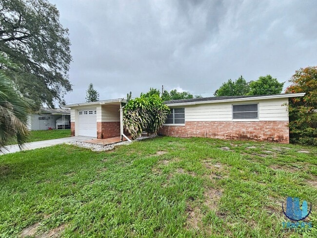 Building Photo - 1702 Aqua Ln