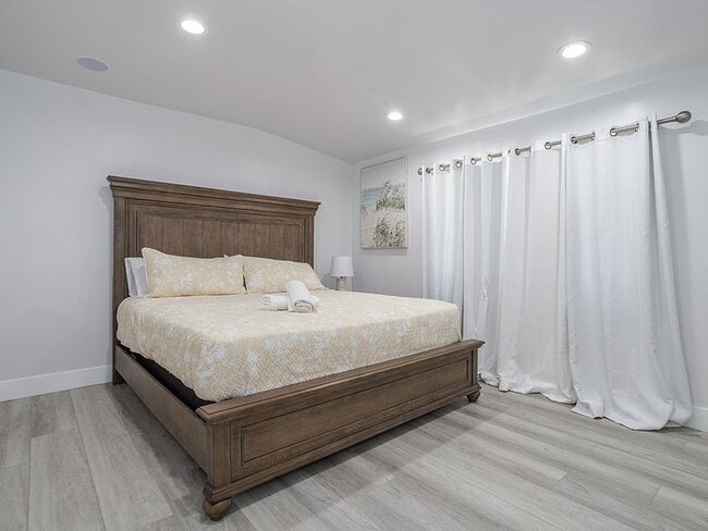 Photo - 18224 Index St House Unit 18226