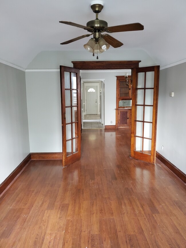 Photo - 3535 W Beach Ave Unit 2