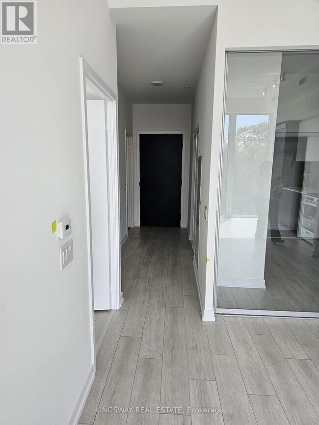 Photo - 500 Dupont St Unit 307