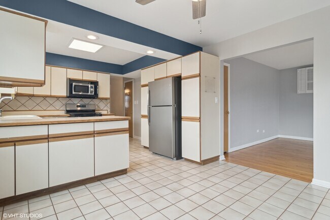 Photo - 1600 N 17th Ave