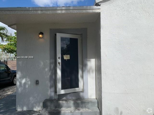 Building Photo - 535 NW 93rd St Rental