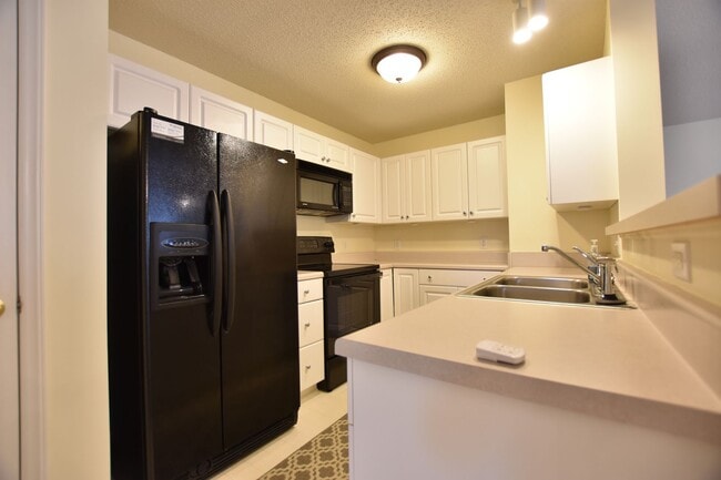 Photo - Stunning 2 bedroom/2 bath condo at Mill Pond