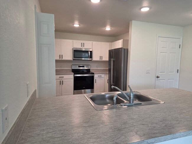Photo - 6779 Abelson Ave