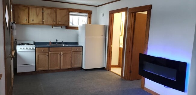 Photo - 191 Lancaster Rd