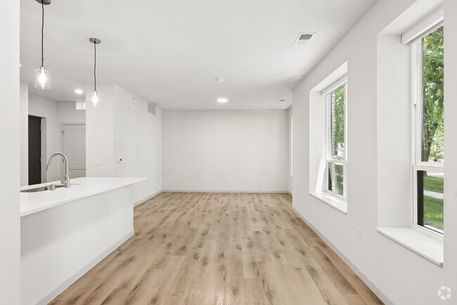 3BR, 3BA - 1,769SF - Living Room