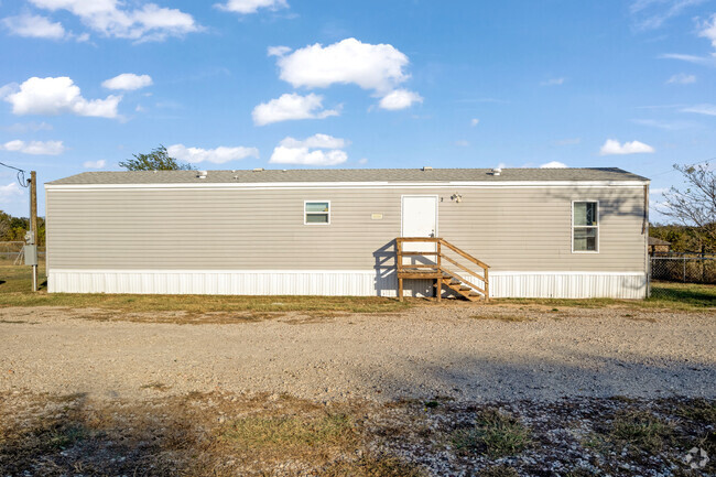 Building Photo - Bullard Mobile Home Park