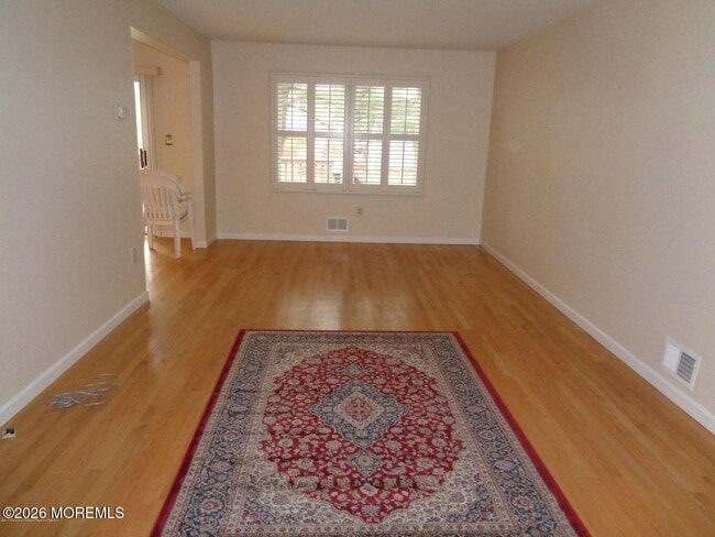 Photo - 8 Eastborne Dr Unit 1008