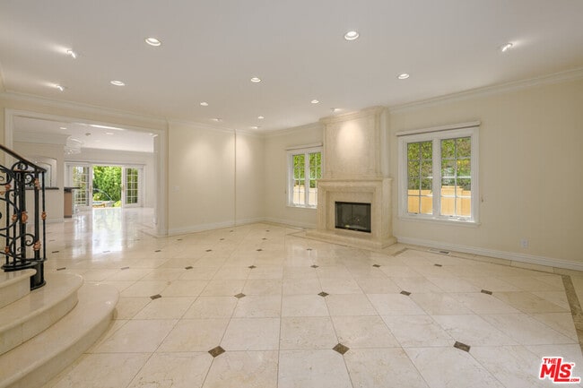 Photo - 204 Foothill Rd