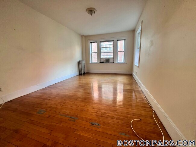 Photo - 14 Centre St Unit F