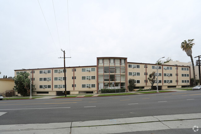 Building Photo - Park West Terrace Rental