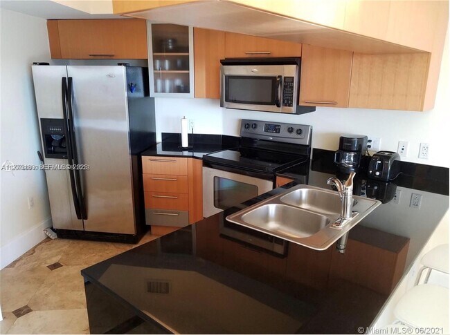 Photo - 1750 N Bayshore Dr Unit 3114
