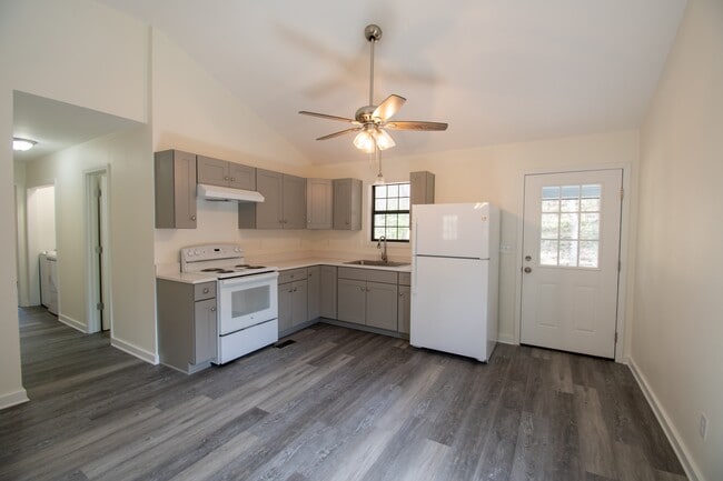 2680-A River Heights Rd