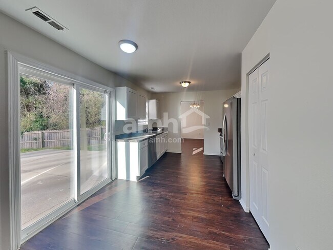 15728 Circlegreen Dr