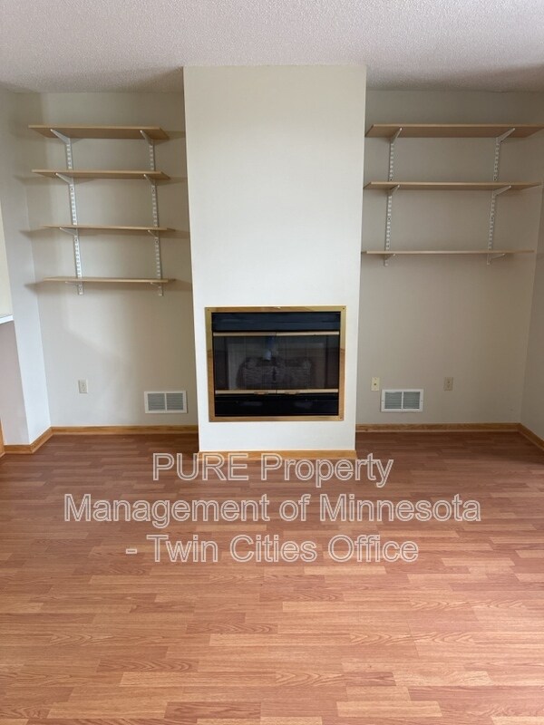 Photo - 15333 Greenhaven Ln