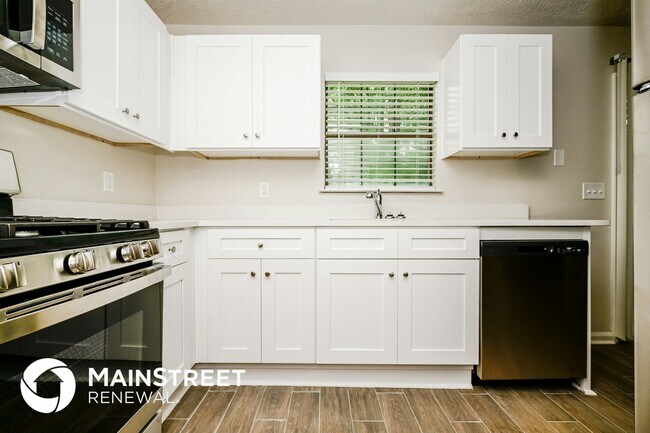 Photo - 149 Adrian Dr