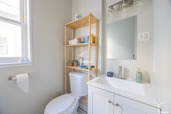 Photo - Spacious Apt w. Bonus office!  Heat and Hot Water Included!  Near T