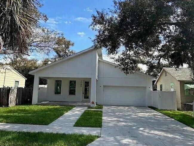 Building Photo - Brand-New St. Pete Home | Modern Design + Prime Location