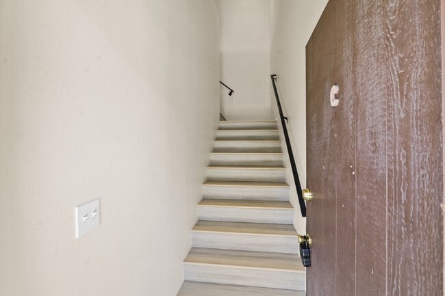 16842 Hoskins Lane Unit 16842 Hoskins Ln. Unit C