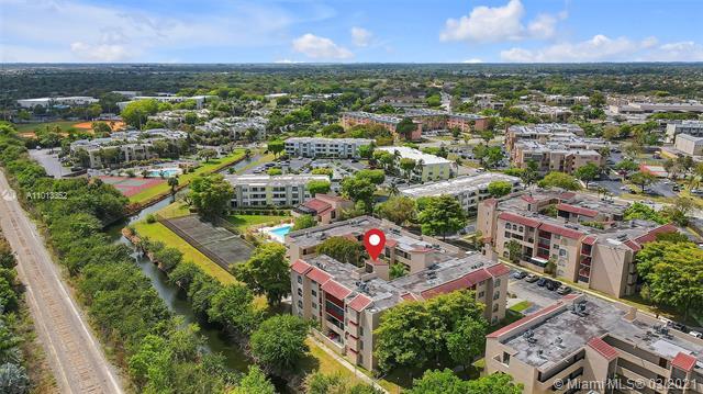 Photo - 10661 SW 108th Ave Unit 3H