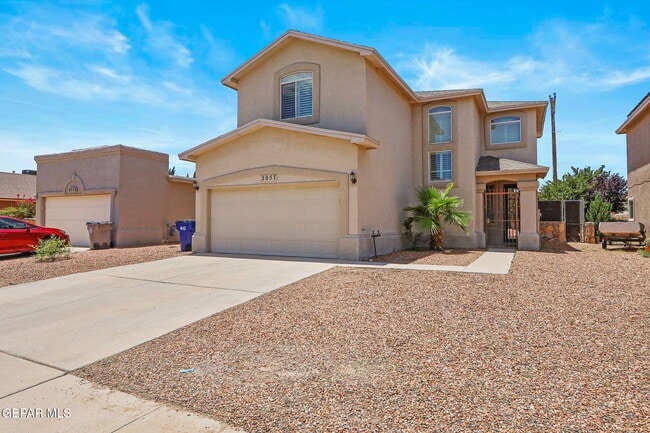 Photo - 2057 Shreya St