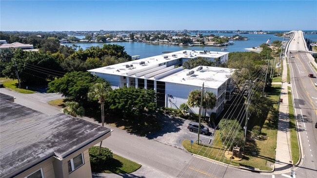 Photo - 2950 W Bay Dr Unit B6