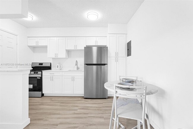 Photo - 13210 Memorial Hwy Unidad 208