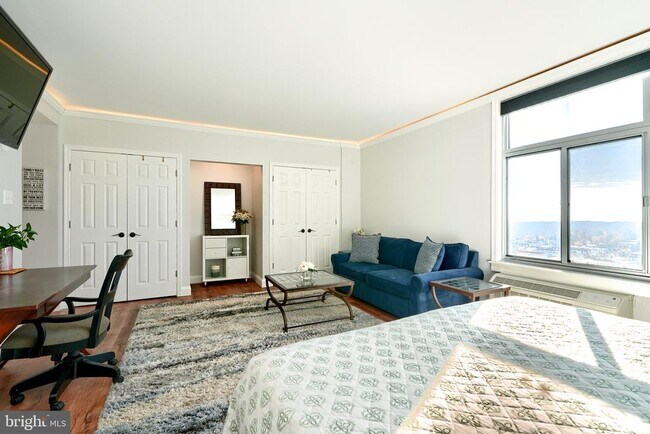 Photo - 28 Allegheny Ave Unidad 2205