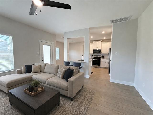 Photo - 1205 Ginsburg Ln