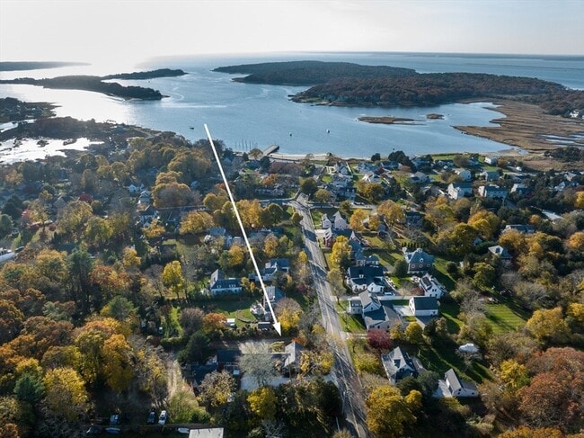 Photo - 415 Barlows Landing Rd
