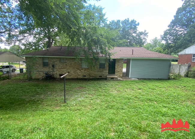 Photo - 2370 Hillside Ave