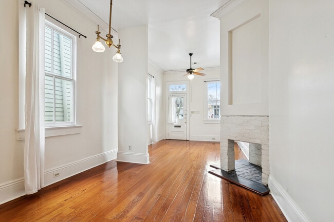 Photo - 1533 Dublin St