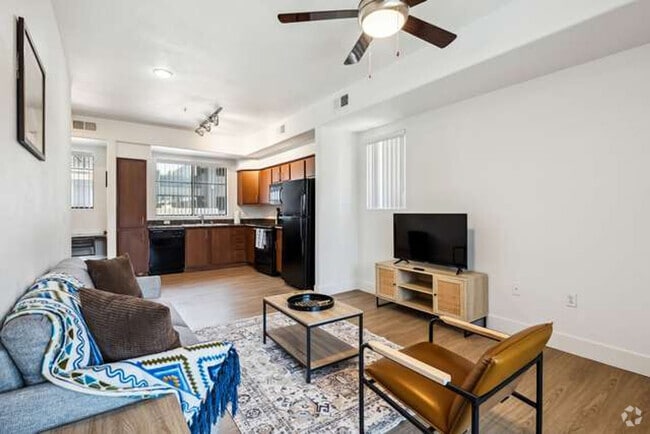 Building Photo - 6610 N 93rd Ave Unit ID1238439P Rental