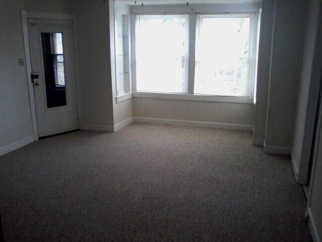 Photo - 531 Riddle Rd Unidad Apt. #2