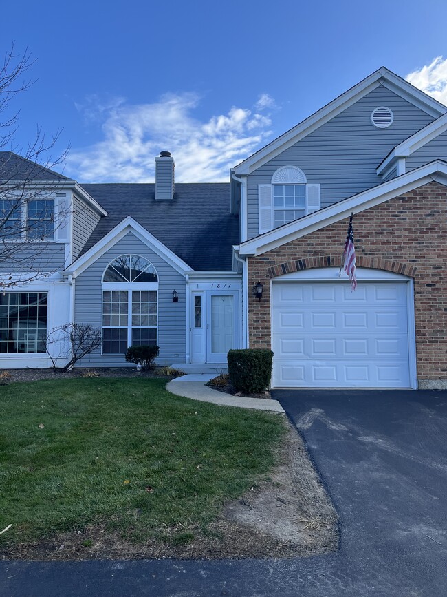 Building Photo - 1871 Independence Ct