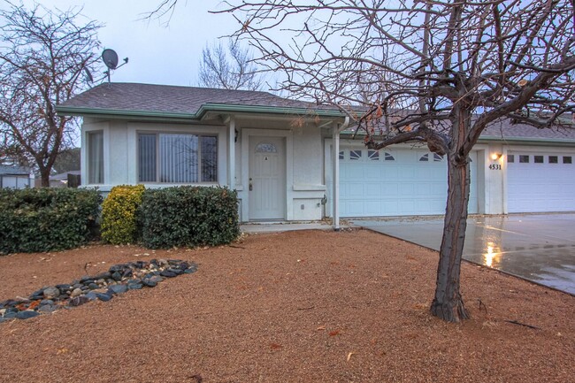 Photo - 4531 N Spring Dr Unidad Apt A