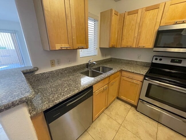 Photo - 1 Bedroom 1 Bath (Gilbert Rd and Guadalupe) -**$500 off First Month**