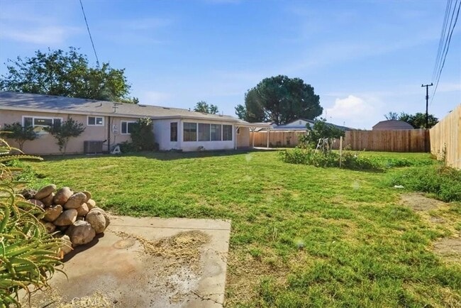 Photo - 1573 Casarin Ave