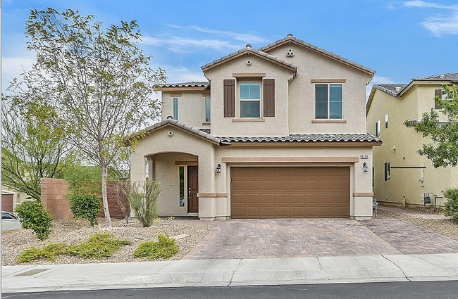 Building Photo - Cozy 2-Story Home with 4 Bedrooms 3 Bathro...
