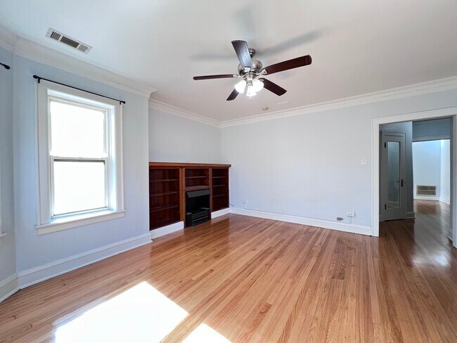 Photo - 6424 S Talman Ave Unidad 2