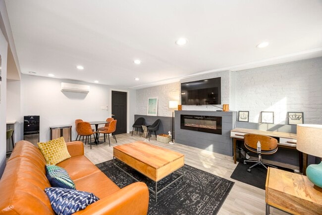 Photo - 294 4th St Unit 1