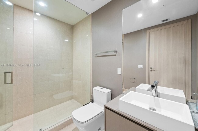 Photo - 1000 Brickell Plz Unit PH5307