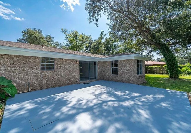 Photo - 7541 Coleridge Rd