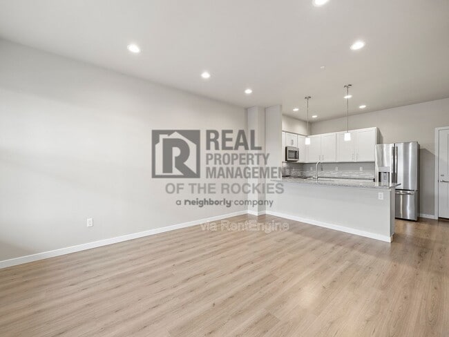 Photo - 744 Wagon Trail Rd