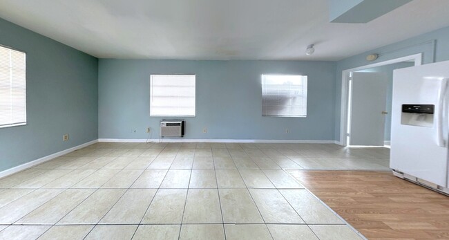 Photo - 215 N Wild Olive Ave Unit 3